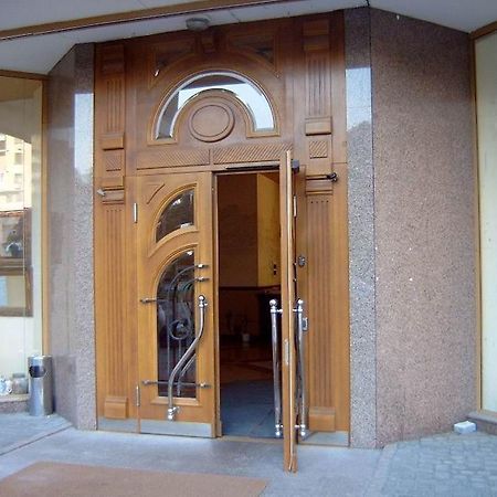 Attache Hotel Kiev Exterior foto